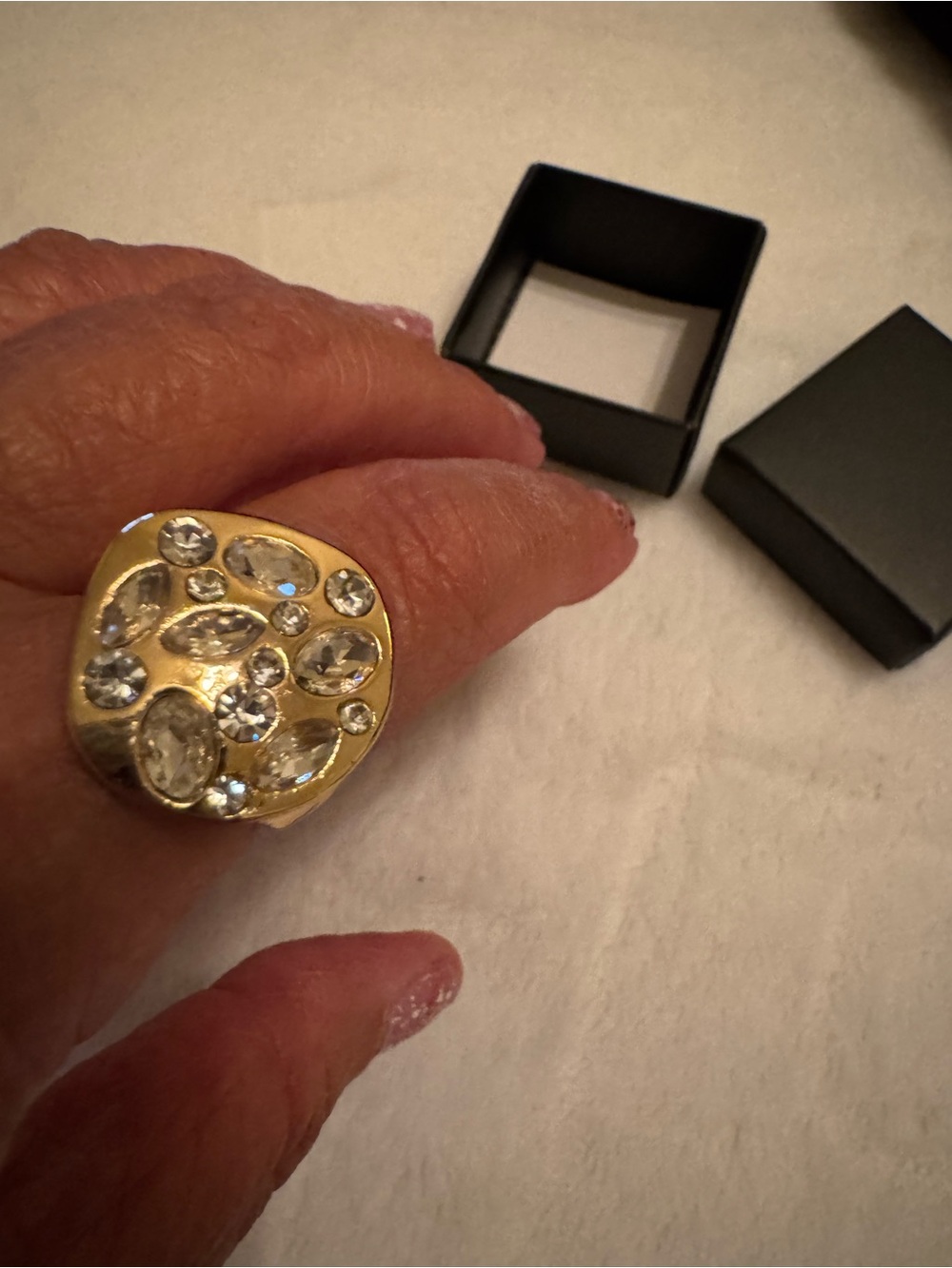 Avon Gold-Tone Clear Crystal Cluster Ring - Picture 2 of 5